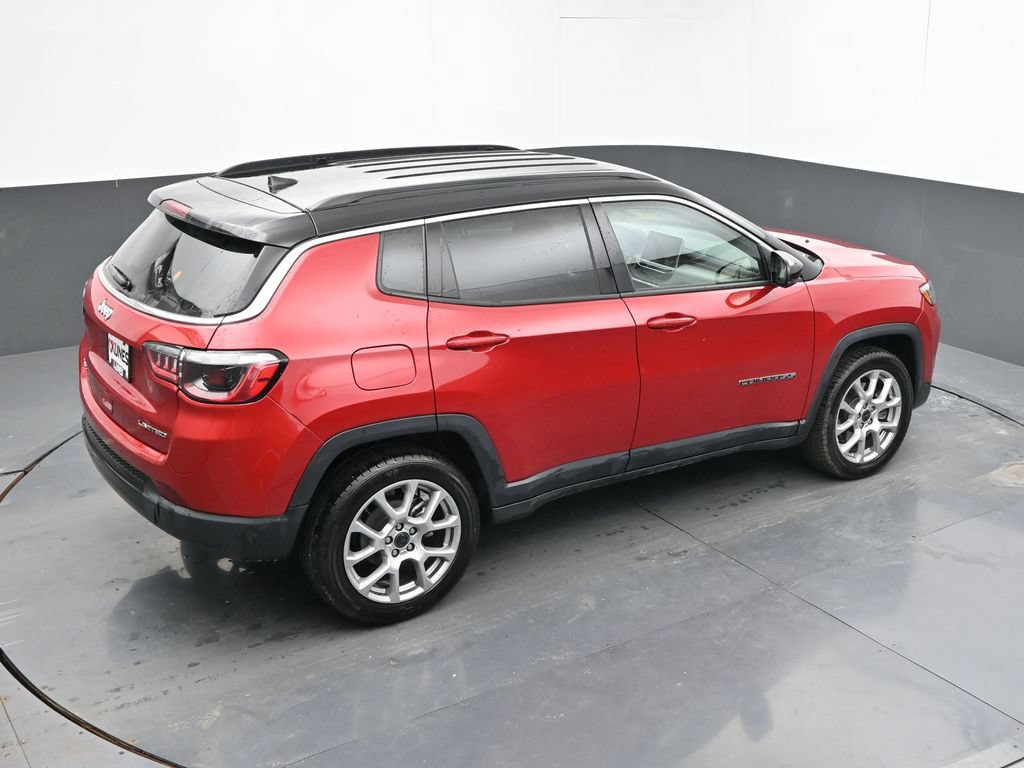 Used 2025 Jeep Compass Limited AWD/4WD image 21
