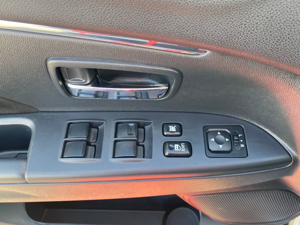 Used 2025 Mitsubishi Outlander Sport ES image 13