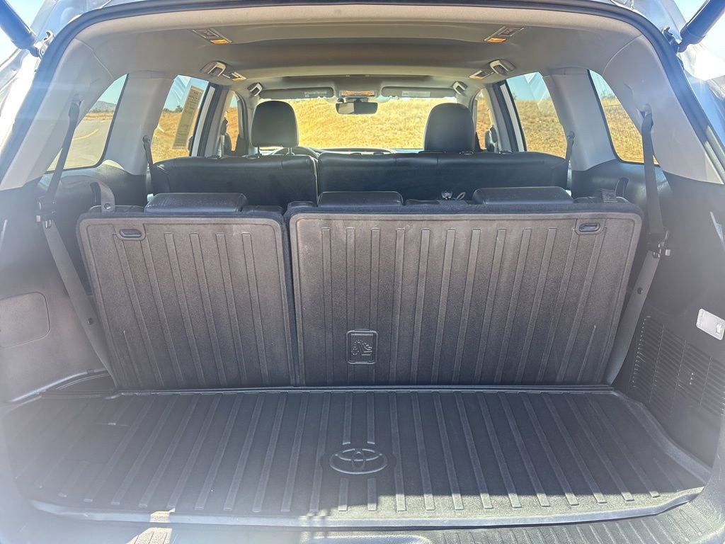 Used 2019 Toyota Highlander XLE AWD/4WD image 16