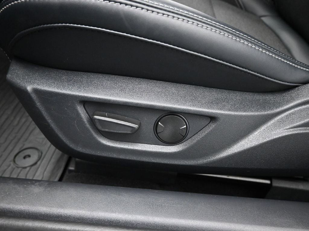 Certified 2024 Ford Mustang Coupe image 10