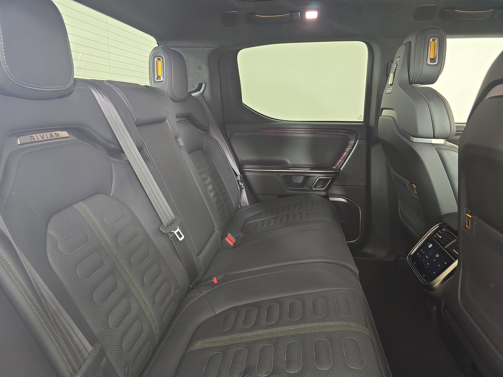 Used 2022 Rivian R1T Adventure AWD/4WD image 22