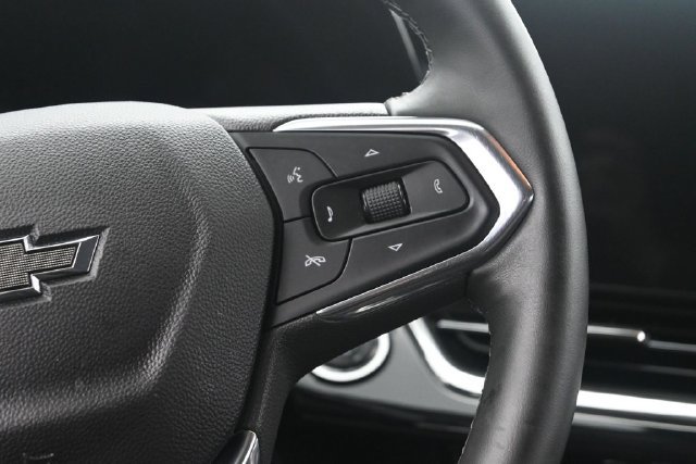 Used 2025 Chevrolet Trax ACTIV FWD image 29