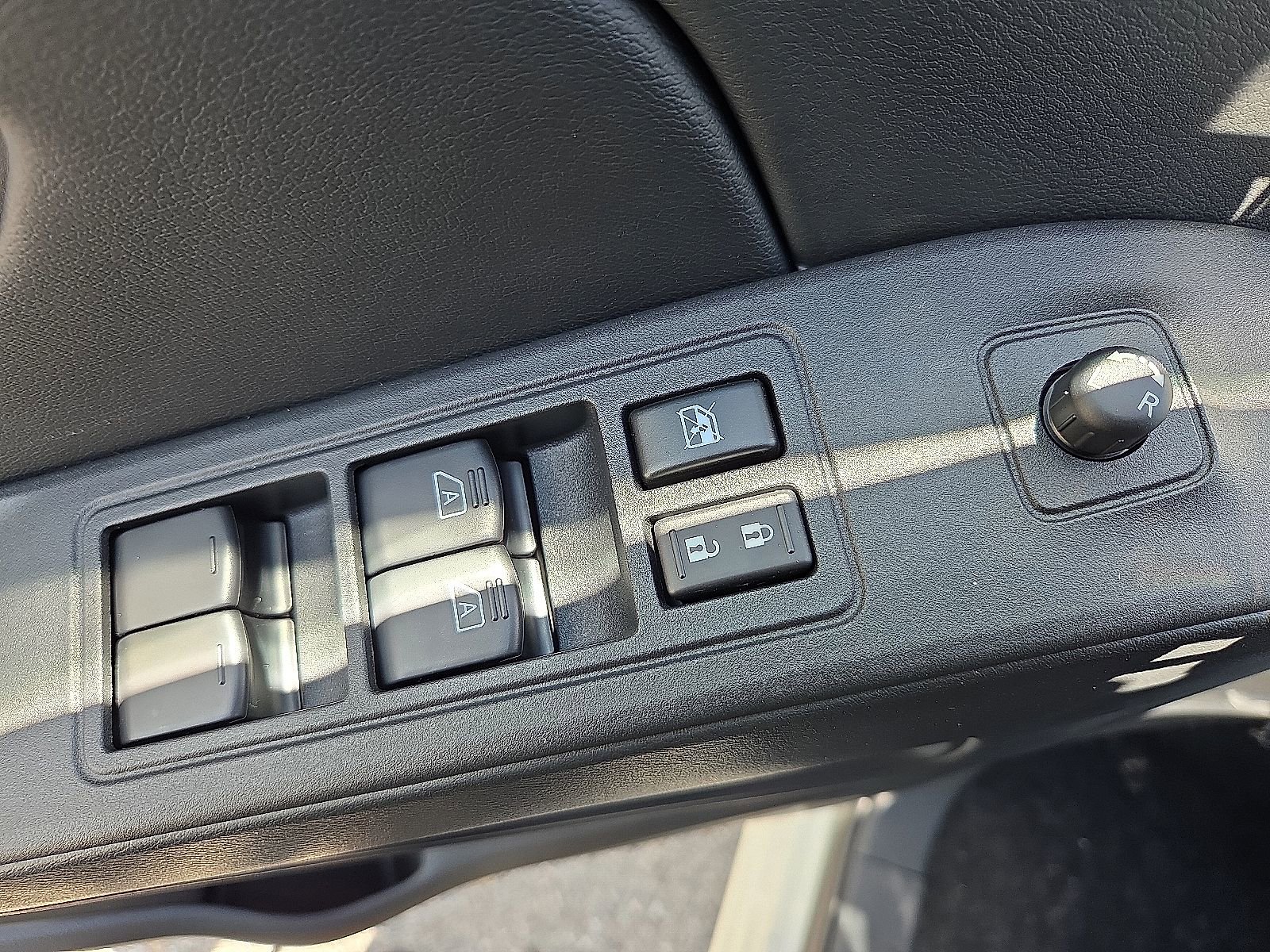 New 2026 Nissan Frontier SV w/ Tow Package AWD/4WD image 15