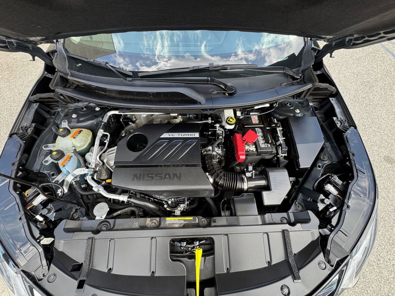 Used 2025 Nissan Rogue SV FWD image 34