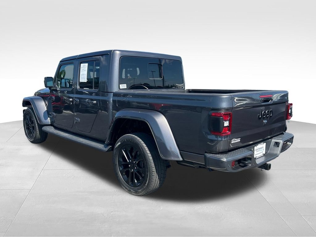 Used 2021 Jeep Gladiator Overland AWD/4WD image 3