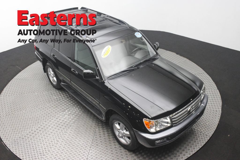 Used 2005 Toyota Land Cruiser AWD/4WD image 3