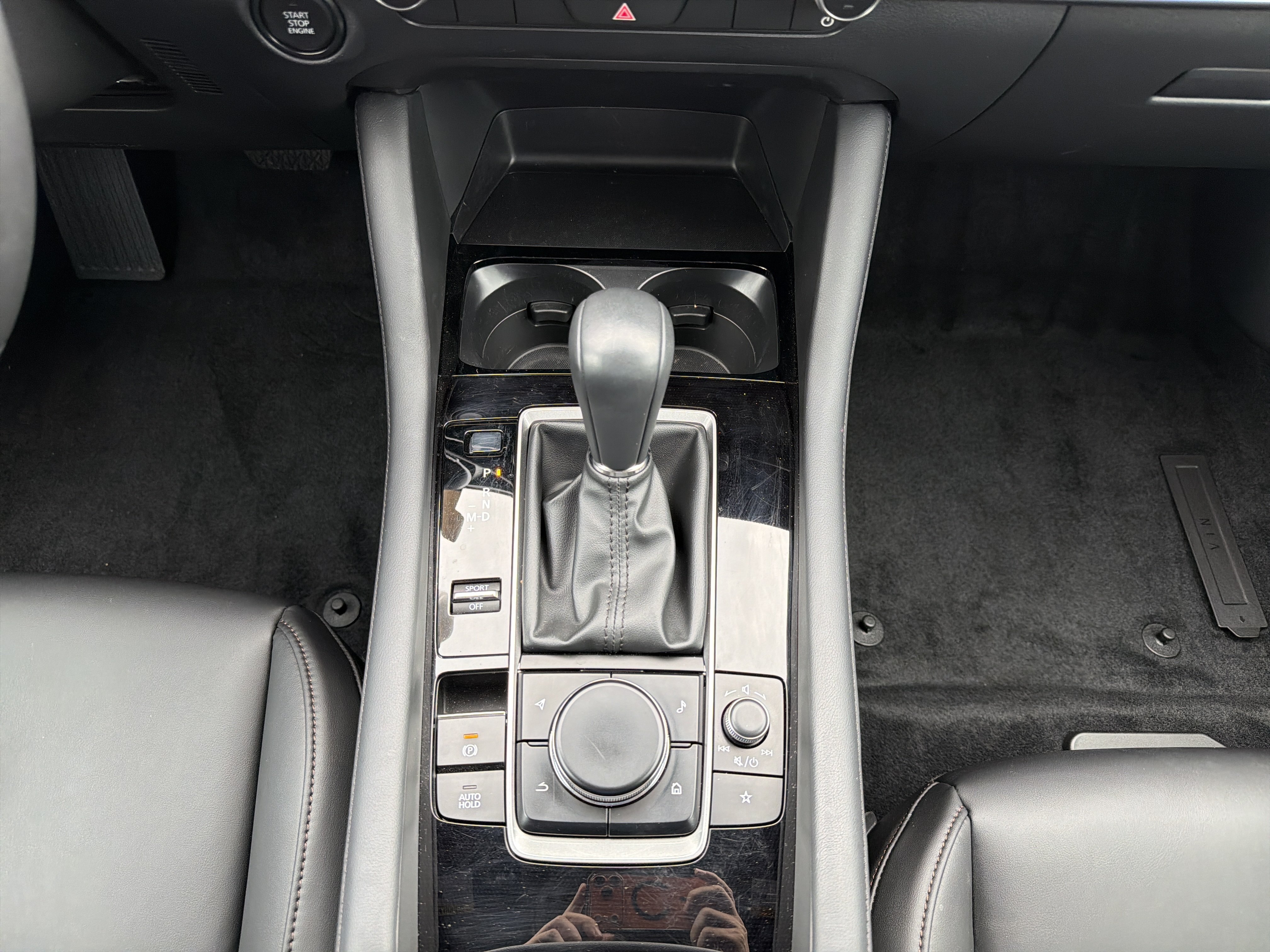 Used 2024 MAZDA MAZDA3 s FWD image 20