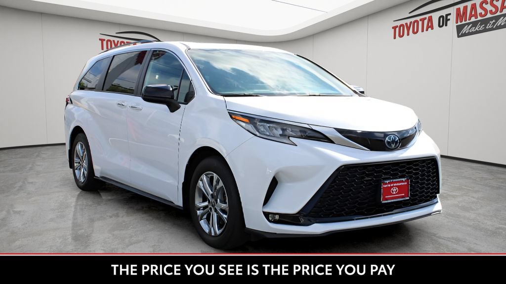 Certified 2023 Toyota Sienna XSE w/ XSE Plus Package AWD/4WD image 7