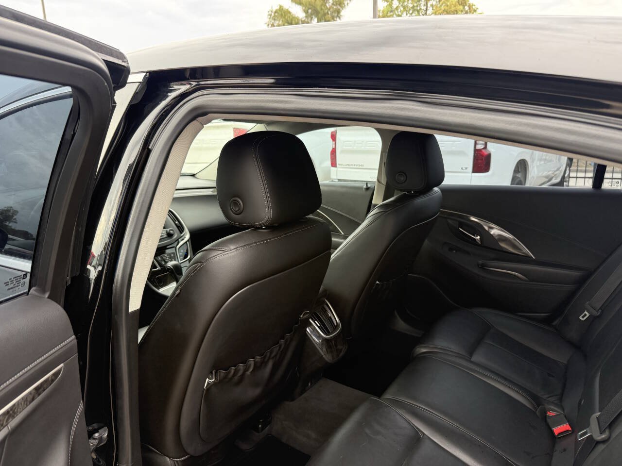 Used 2015 Buick LaCrosse Leather FWD image 12