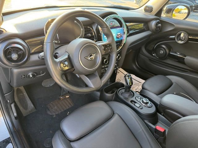 Certified 2024 MINI Cooper SE image 8