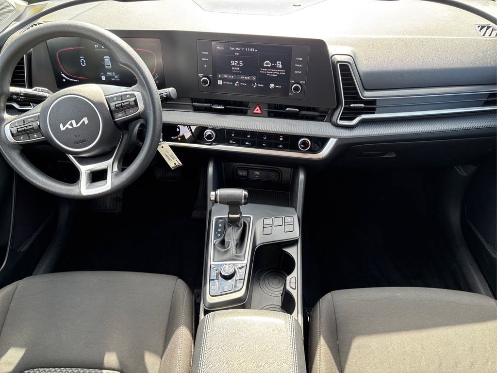 Used 2023 Kia Sportage LX image 19