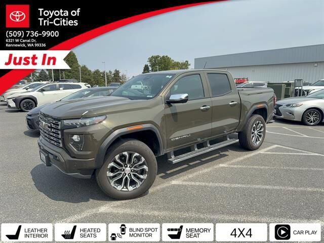 Used 2023 GMC Canyon Denali AWD/4WD image 32