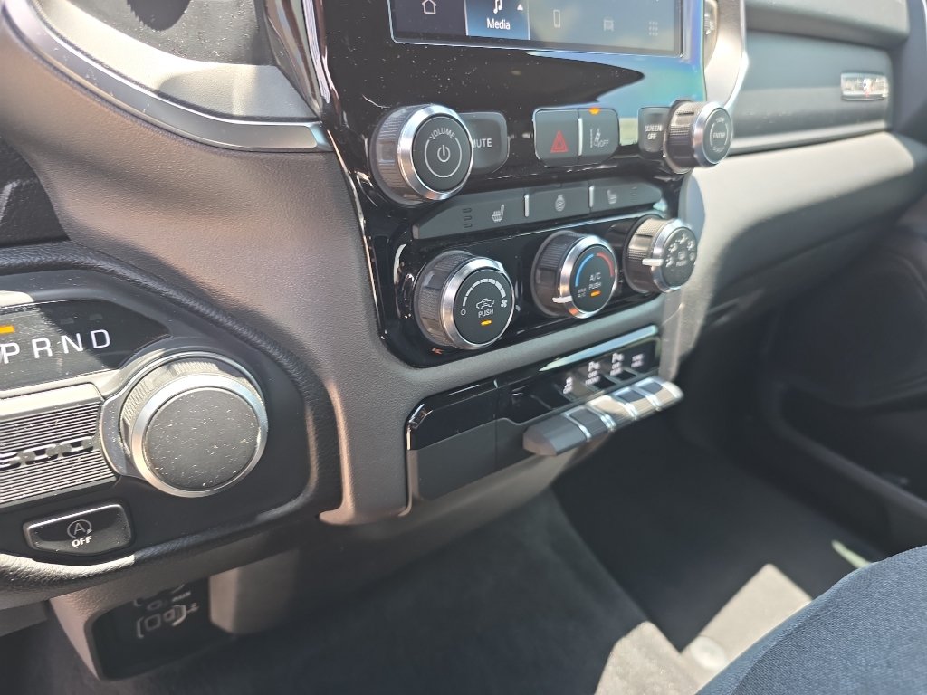 Used 2025 RAM 1500 Lone Star RWD image 10