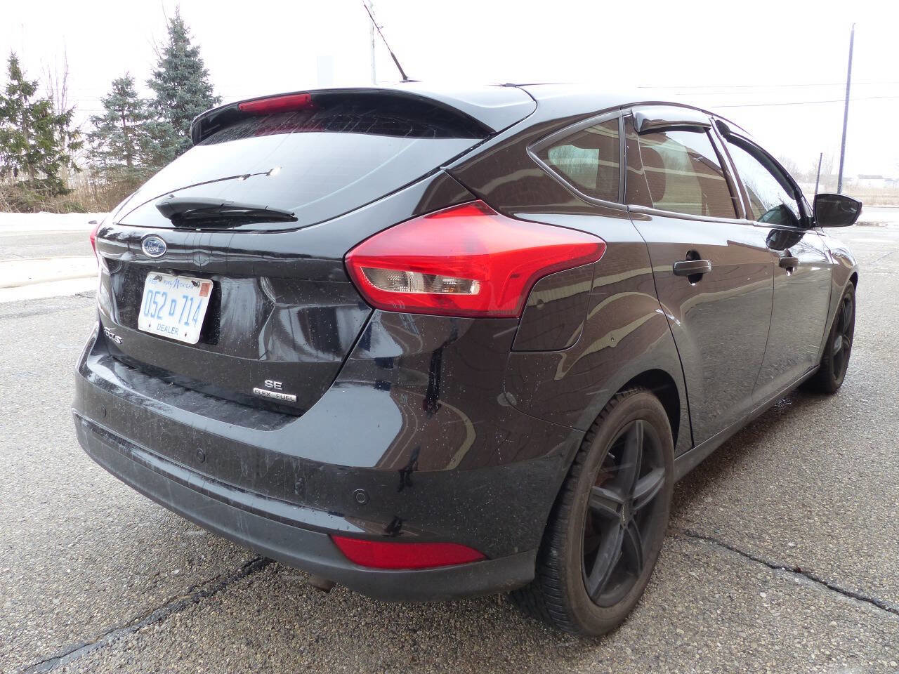 Used 2016 Ford Focus SE w/ Equipment Group 201A FWD image 10