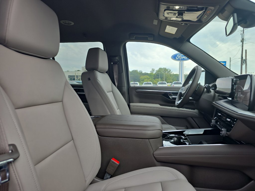 New 2026 Chevrolet Tahoe LT w/ Comfort Package image 14