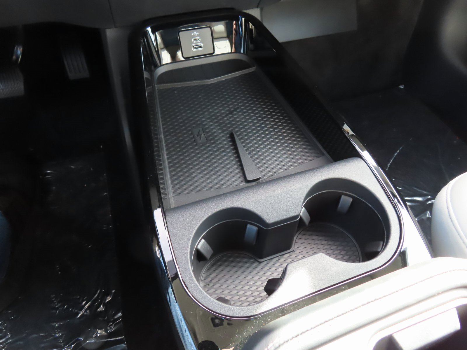 New 2025 Ford Mustang Mach-E Premium w/ Interior Protection Package image 13