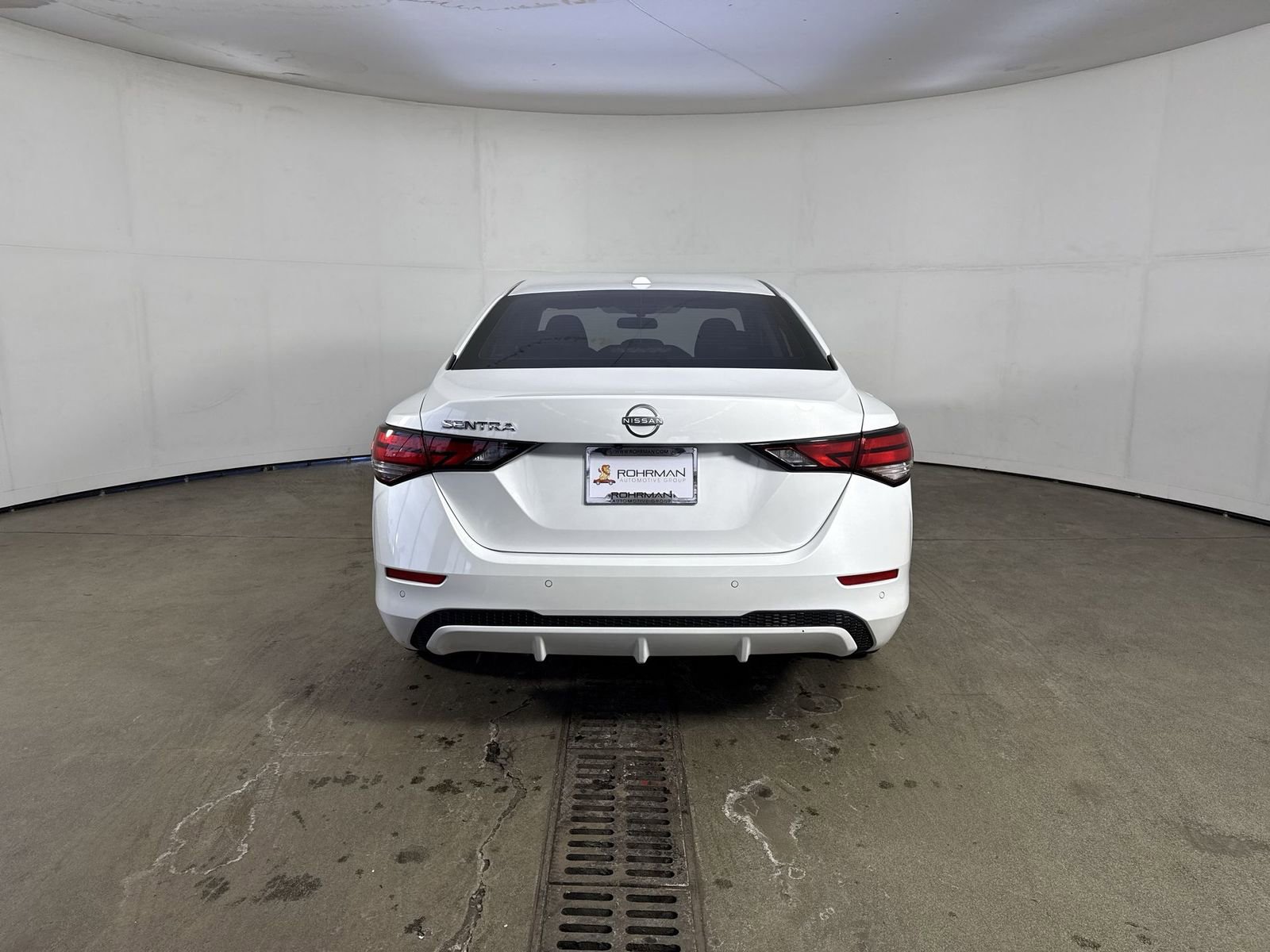 Certified 2025 Nissan Sentra SV image 33