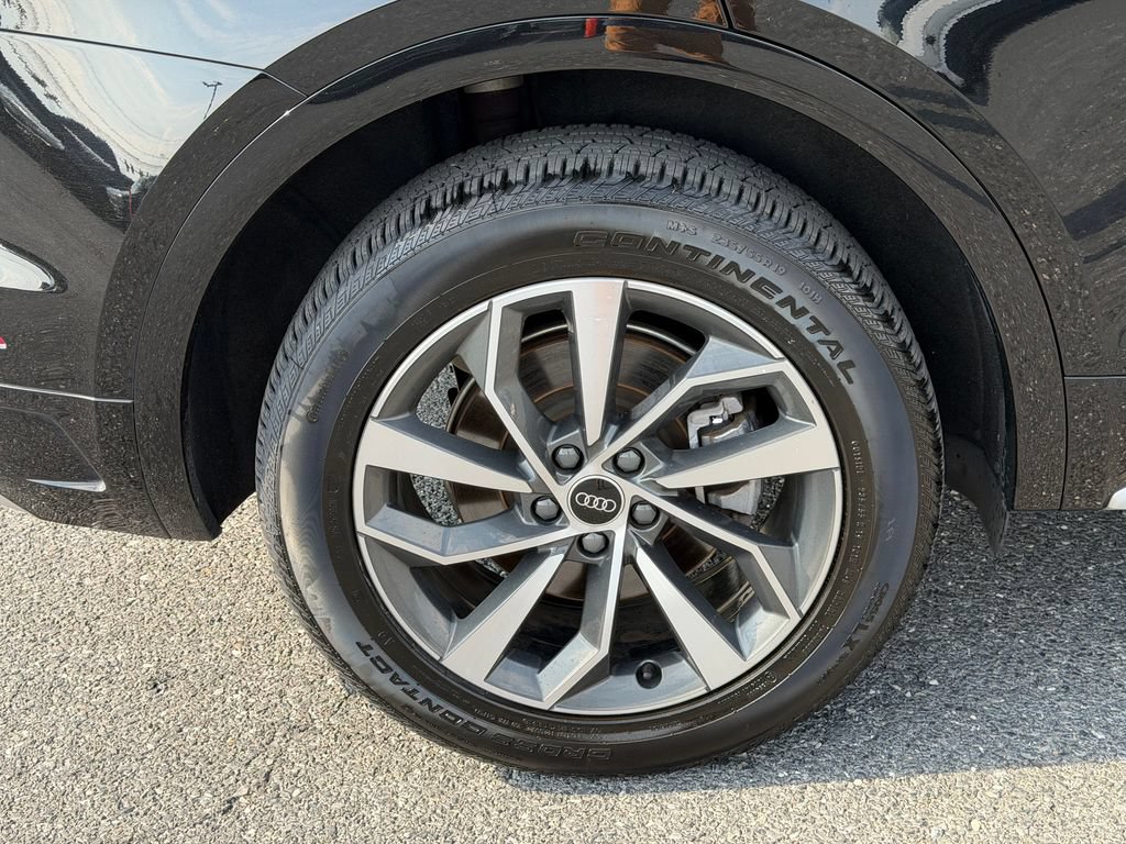 Certified 2023 Audi Q5 2.0T Premium Plus w/ Premium Plus Package AWD/4WD image 12