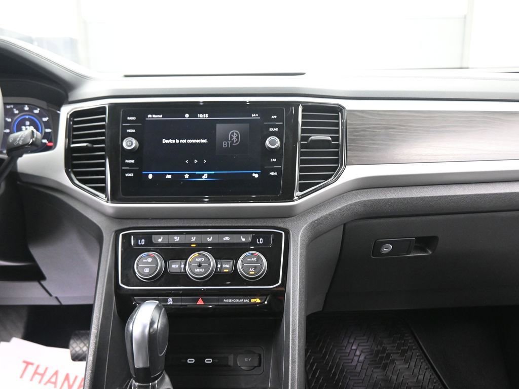 Used 2023 Volkswagen Atlas SE image 47