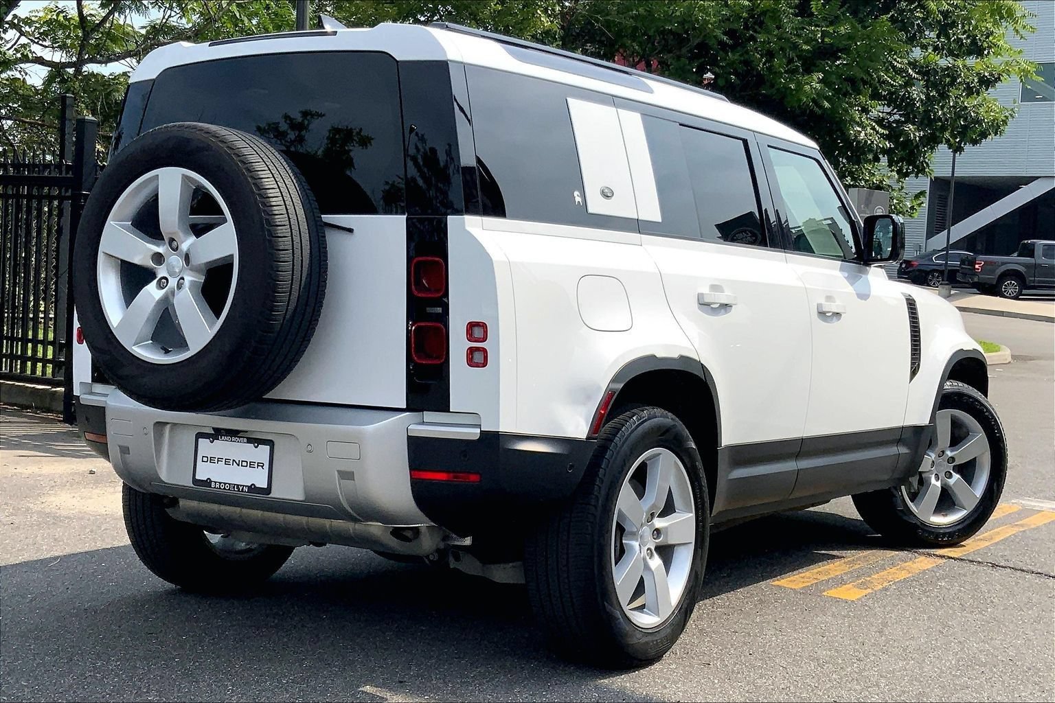 Certified 2024 Land Rover Defender 110 S AWD/4WD image 12