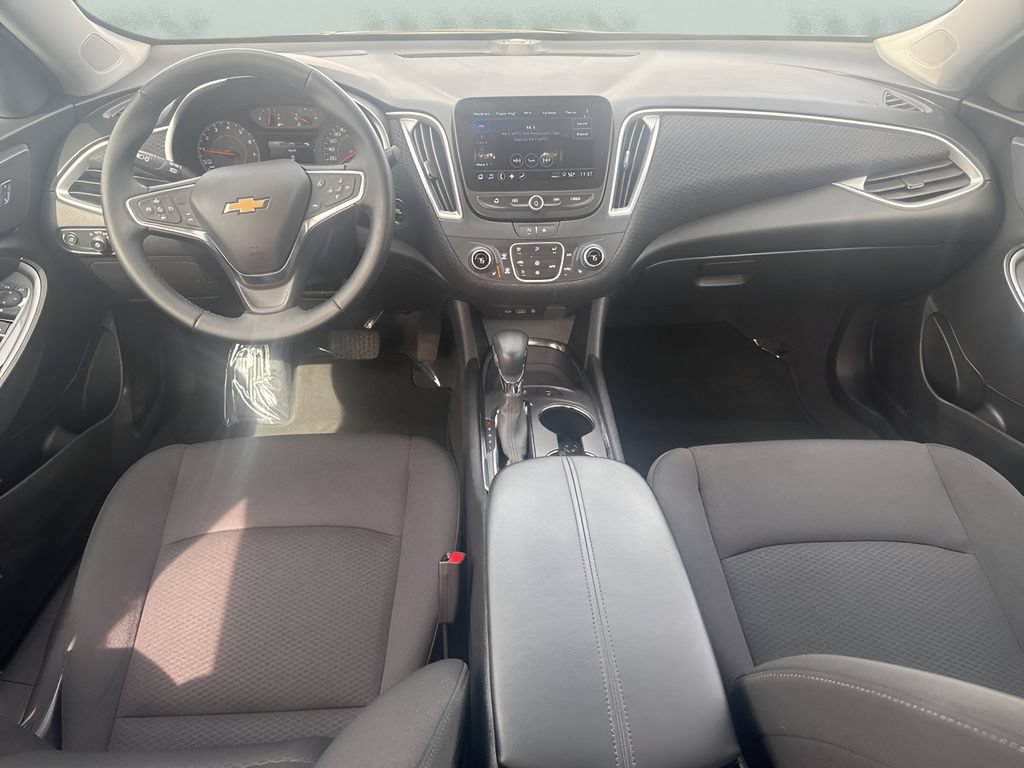 Used 2024 Chevrolet Malibu LT w/ Sport Edition FWD image 14