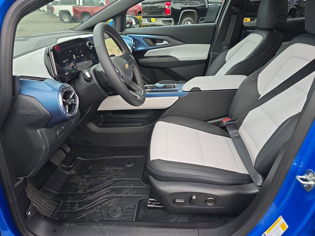 New 2026 Chevrolet Equinox EV LT image 20