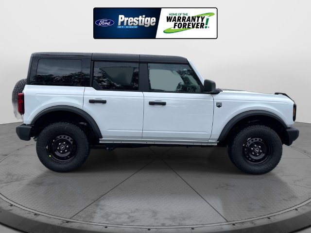 New 2026 Ford Bronco Big Bend w/ Black Appearance Package AWD/4WD image 2