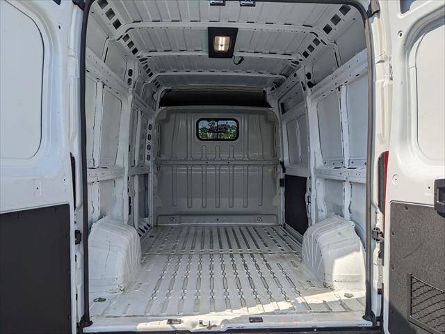 Used 2024 RAM ProMaster 1500 w/ Convenience Group FWD image 9