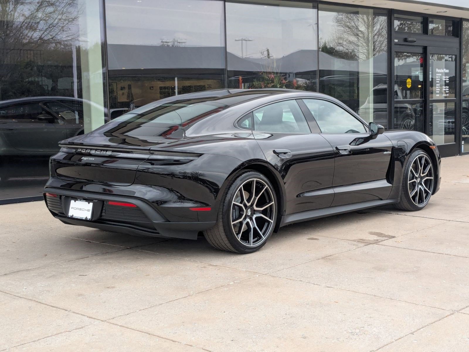 New 2026 Porsche Taycan image 9