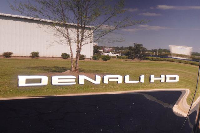 Used 2024 GMC Sierra 2500 Denali Ultimate image 43