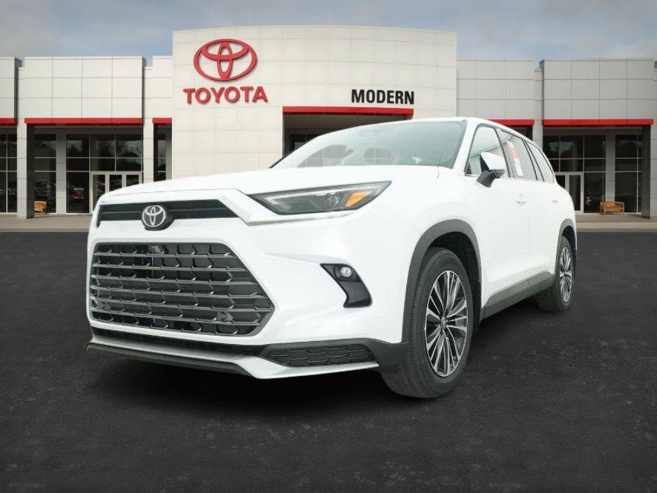 New 2026 Toyota Grand Highlander AWD Hybrid image 4
