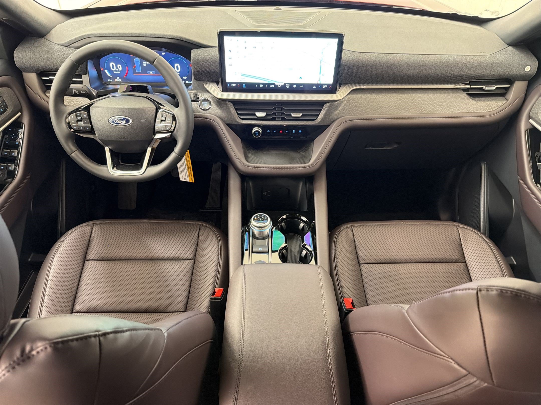 New 2026 Ford Explorer Platinum w/ LUX Leather Package AWD/4WD image 16