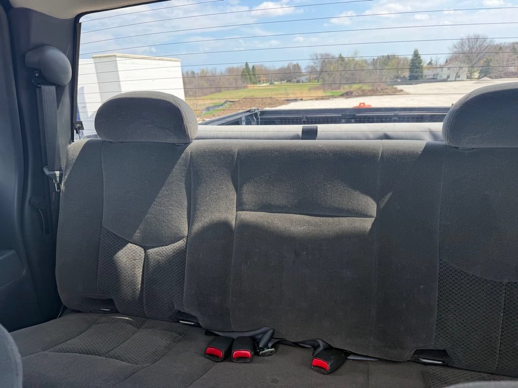 Used 2005 Chevrolet Silverado 1500 4x4 Extended Cab w/ Light Duty Power Package image 11