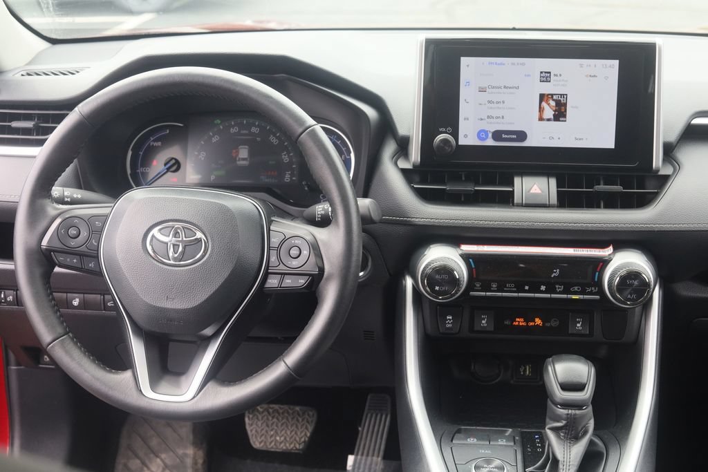 Certified 2025 Toyota RAV4 XLE w/ Convenience Package AWD/4WD image 21