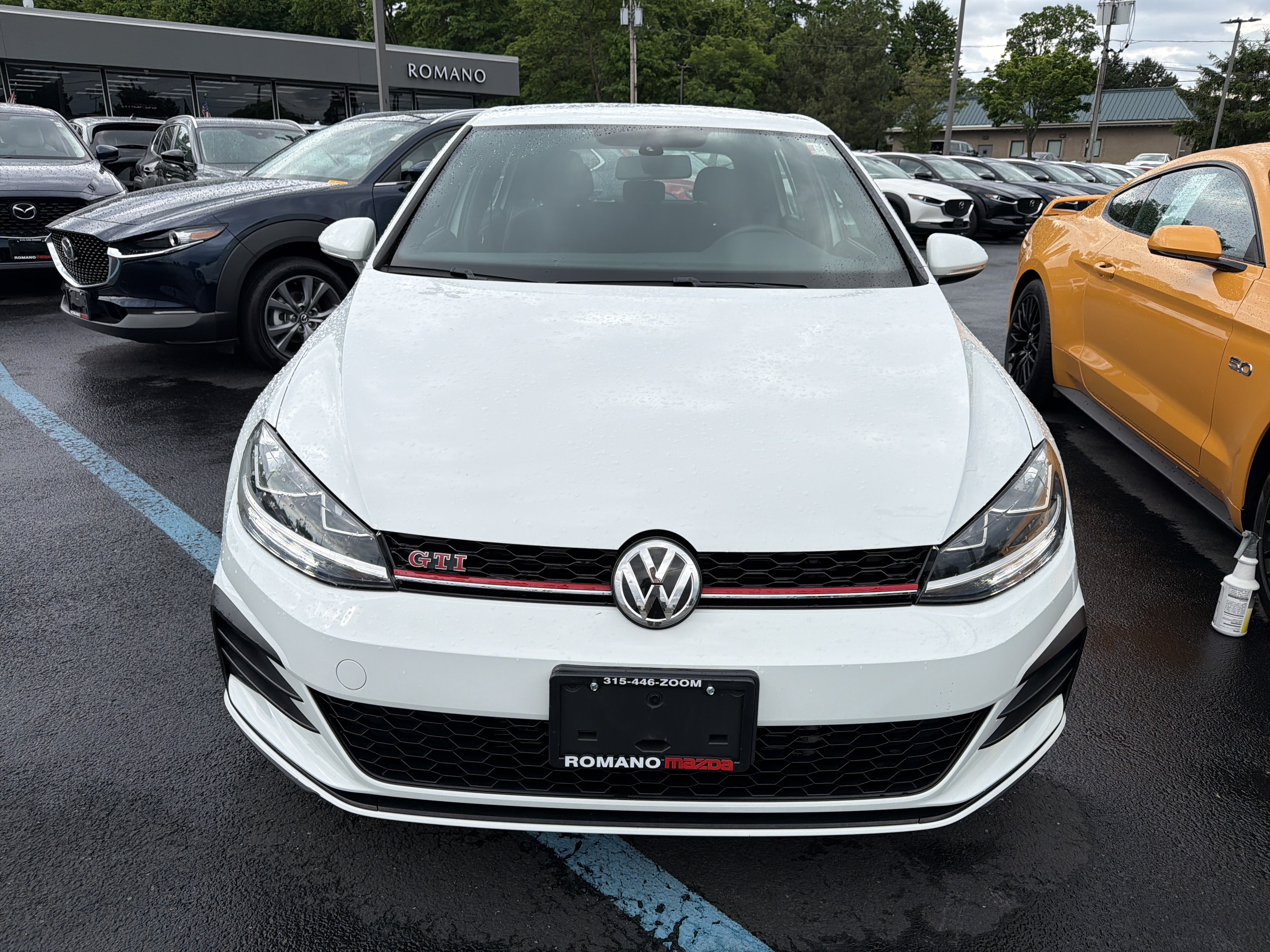 Used 2020 Volkswagen GTI S FWD image 3