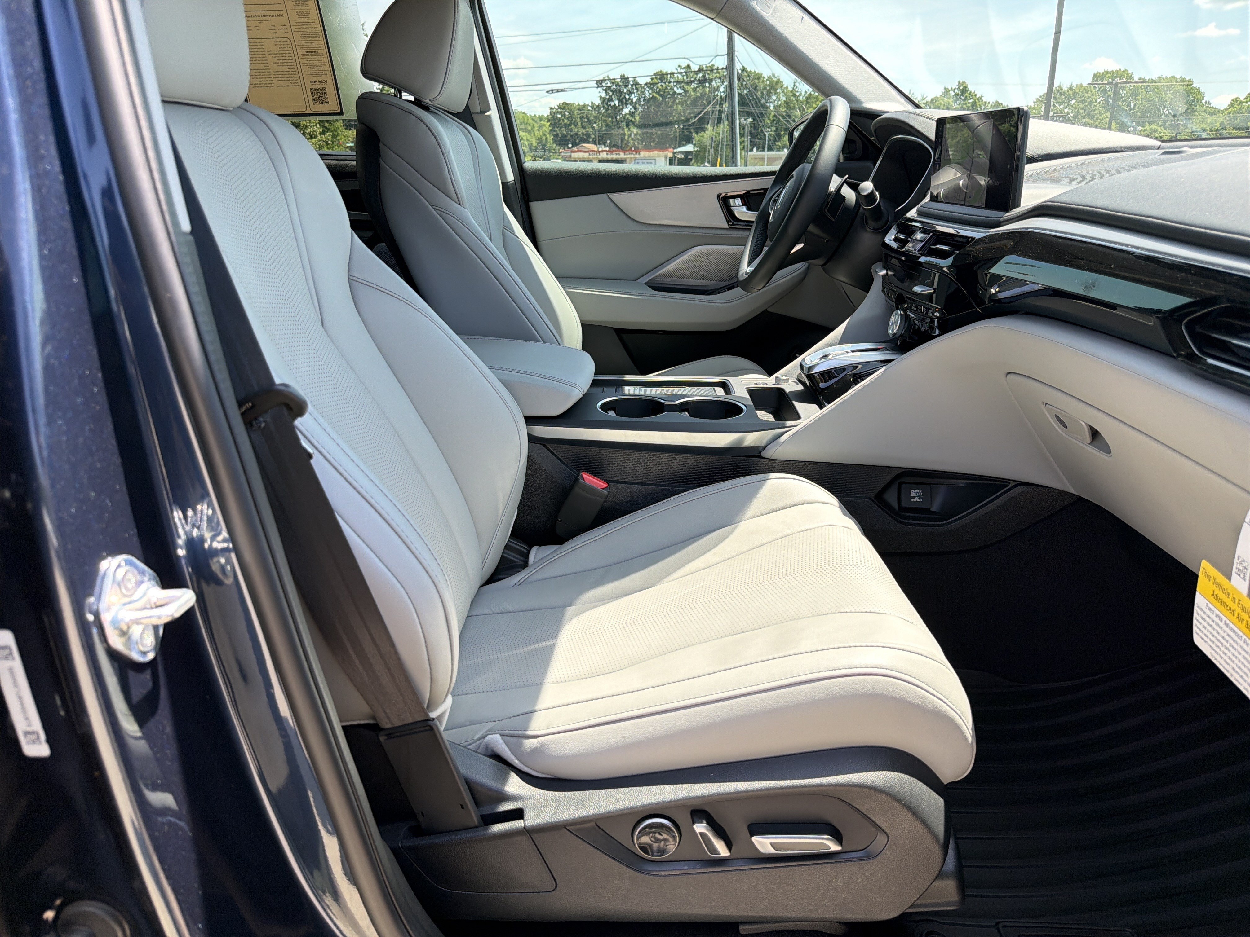 Certified 2026 Acura MDX FWD w/ Technology Package image 34