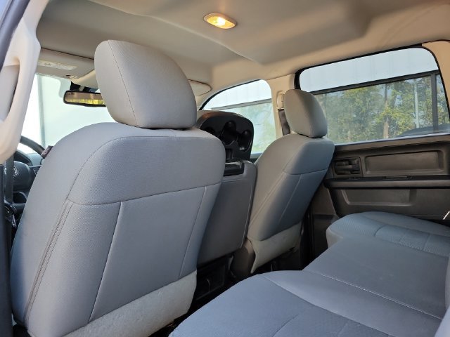 Used 2015 RAM 1500 Express AWD/4WD image 23