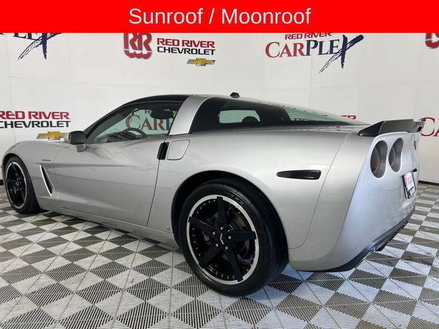 Used 2005 Chevrolet Corvette Coupe w/ Preferred Equipment Group RWD image 6