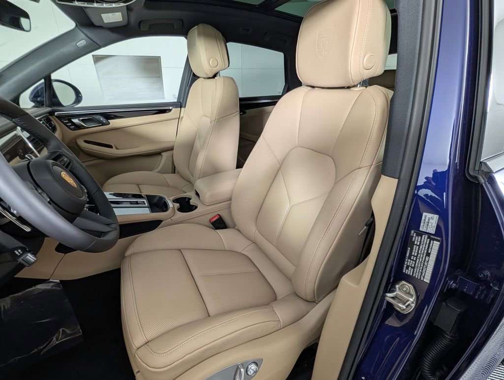 New 2026 Porsche Macan Turbo image 5