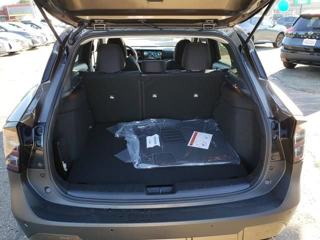 New 2026 Nissan Kicks SV w/ SV Premium Package image 6