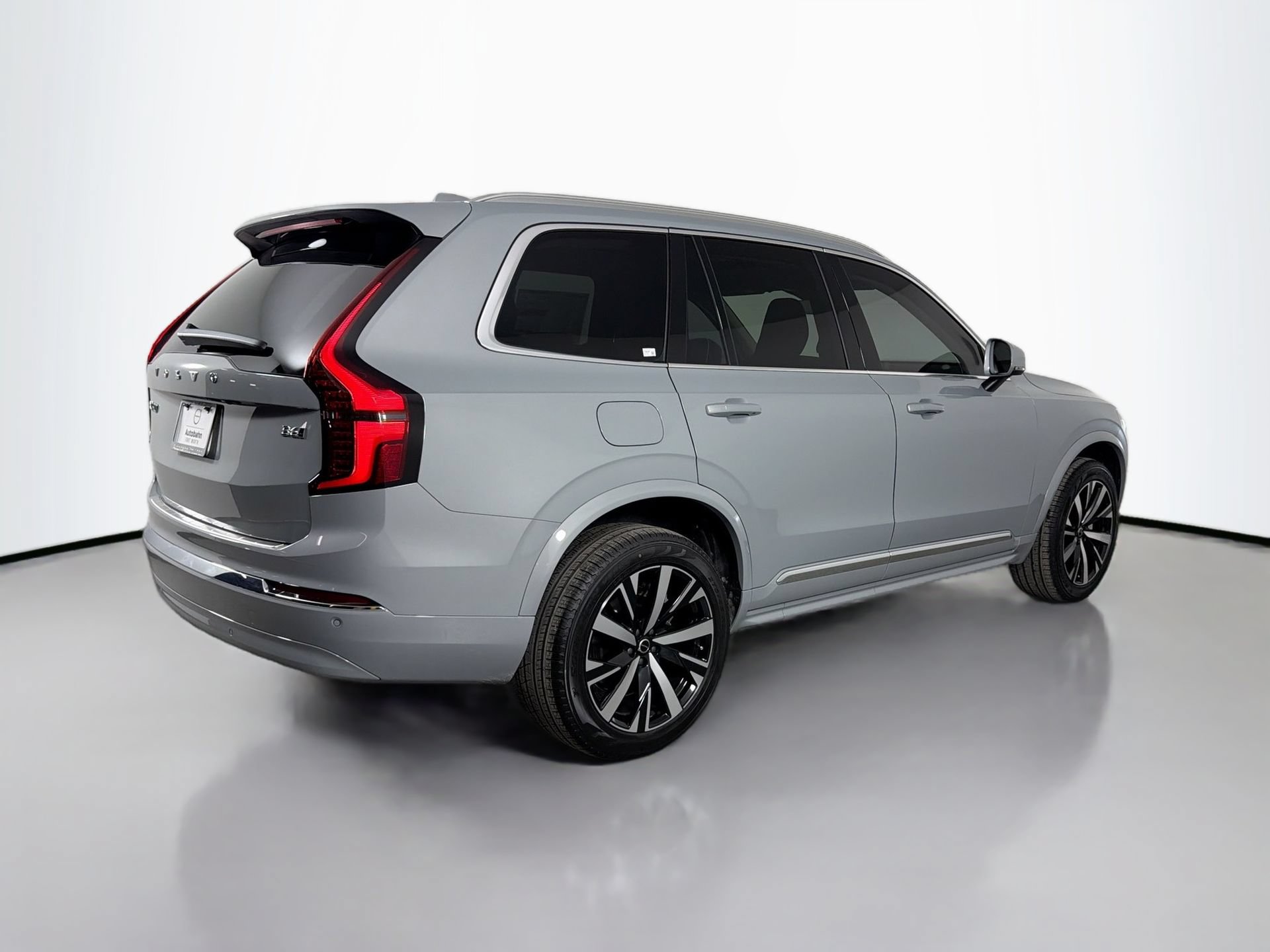 New 2026 Volvo XC90 B6 Core w/ Protection Package Premier AWD/4WD image 6