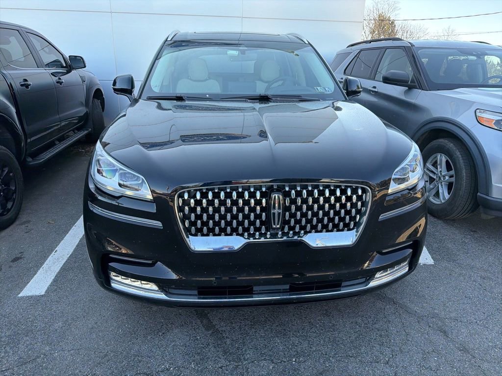 Used 2023 Lincoln Aviator Black Label w/ Dynamic Handling Package video 2