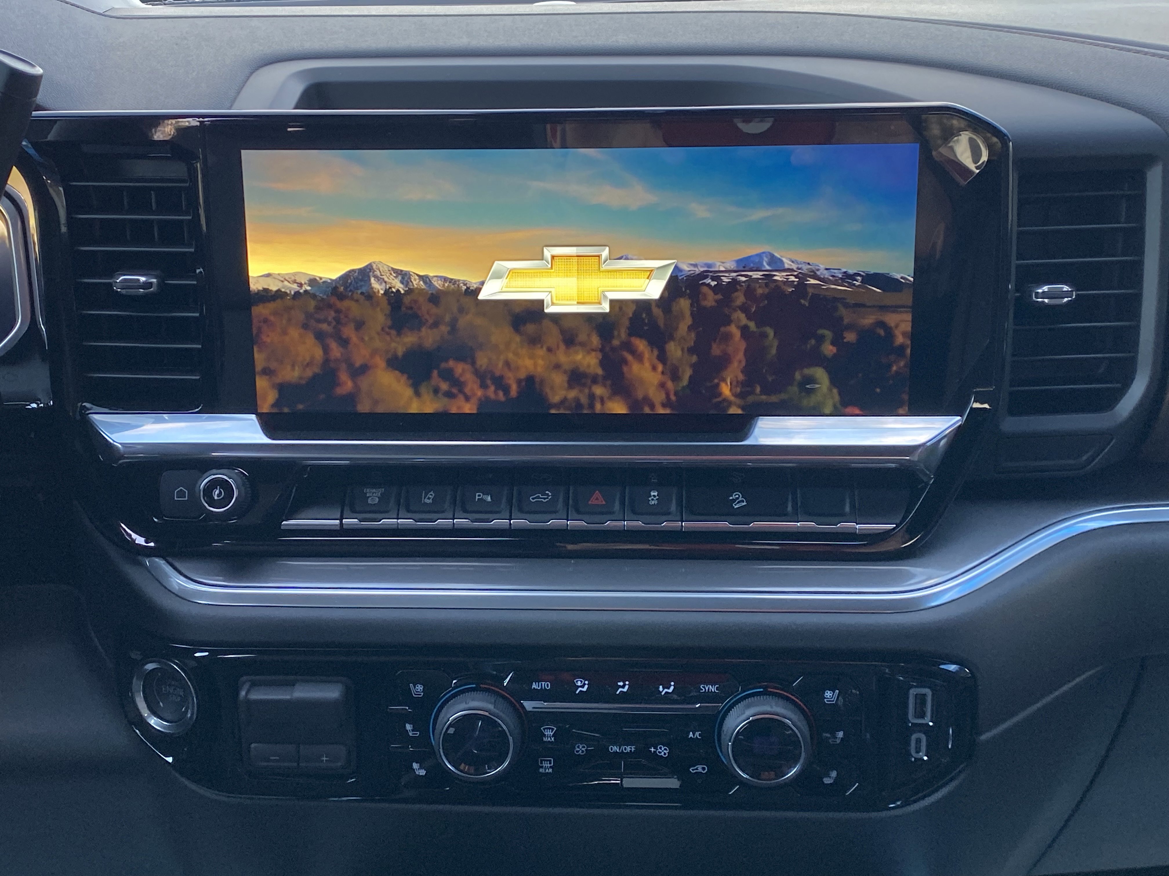 New 2026 Chevrolet Silverado 2500 High Country w/ Midnight Edition image 4