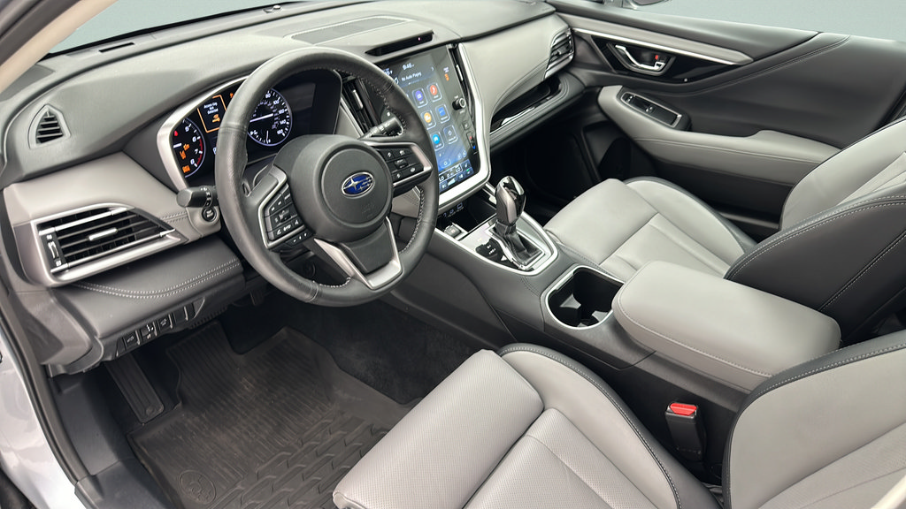 Used 2023 Subaru Outback Limited AWD/4WD image 13