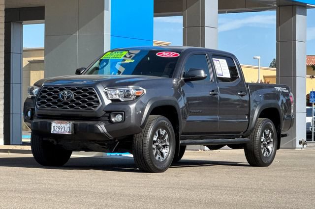 Used 2021 Toyota Tacoma TRD Off-Road w/ Technology Package RWD image 10