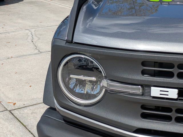 Used 2023 Ford Bronco Black Diamond image 9