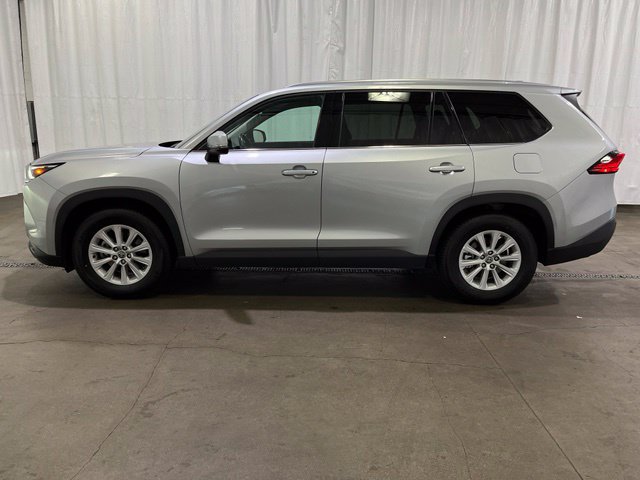 Certified 2024 Toyota Grand Highlander AWD image 8