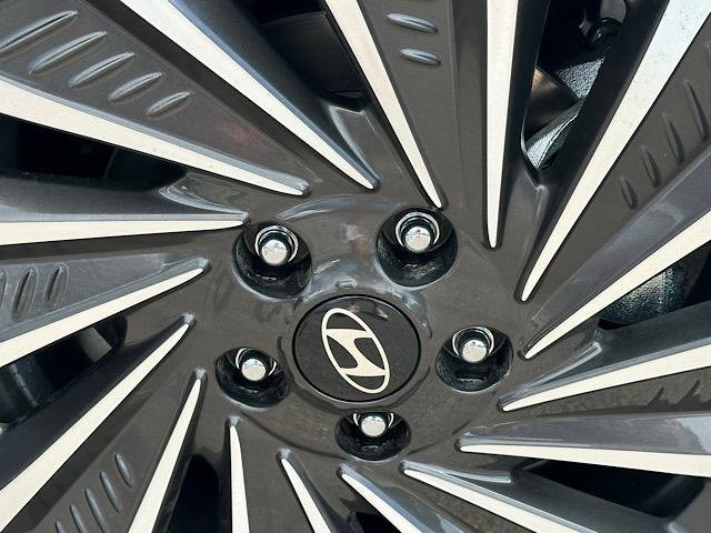 Certified 2024 Hyundai Sonata SEL image 13