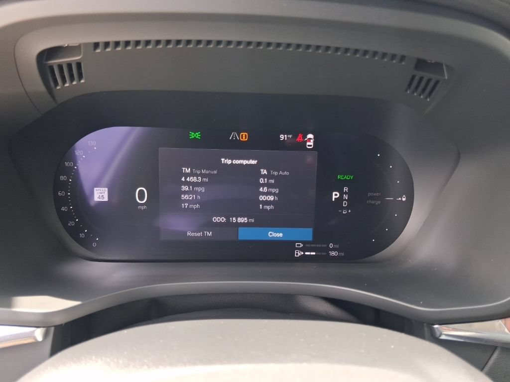 Certified 2024 Volvo XC60 T8 Ultimate AWD/4WD image 20