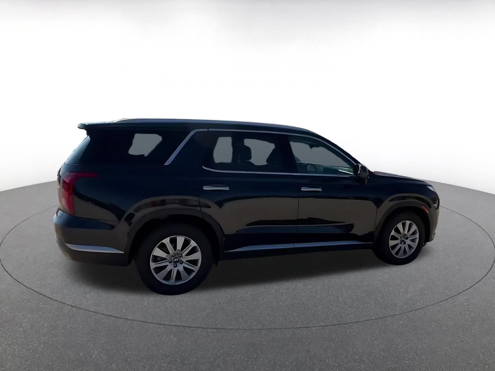 Used 2025 Hyundai Palisade SEL AWD/4WD image 16